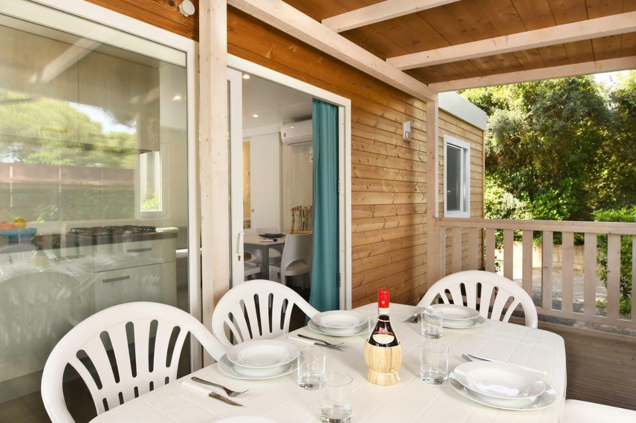 Camping Casa Di Caccia Marina Di Bibbona Exteriör bild
